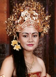 rosye balinese.jpg